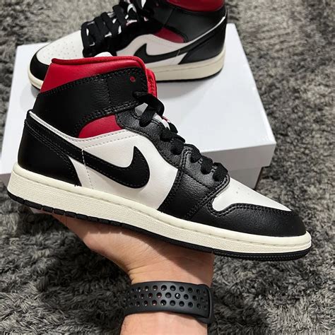 nike air jordan 1 mid maat 37|jordan 1 mid gym.